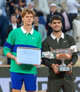 Zeven absolute toptennissers zijn enorm lovend over 'nieuwe legendes' Jannik Sinner en Carlos Alcaraz