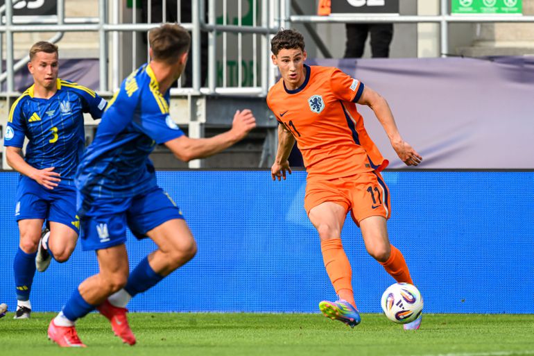 LIVE EK onder 21 | Jong Oranje straft fout Oekraïne keihard af via Luciano Valente: virtueel zeker van kwartfinales