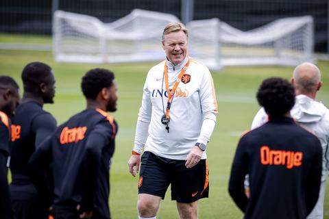 Opmerkelijke situatie op Oranje-training: meerdere alarmsignalen klinken in Kansas City