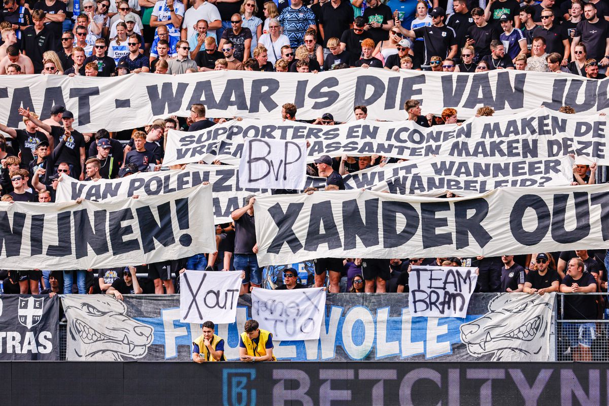 Rel rond clubicoon Bram van Polen loopt hoog op: chaos bij stadion PEC Zwolle door boze supporters