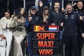 De familie van Max Verstappen, met zijn zus Victoria naast hem (met de pet op) © Getty Images