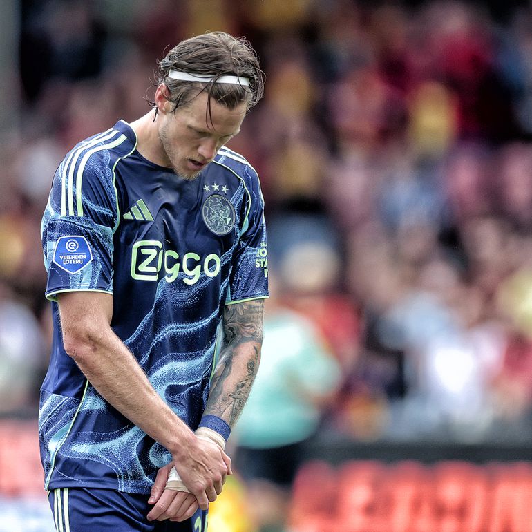 Inktzwart verdriet voor broer van Ajax-speler Wout Weghorst: 'Ik wilde dit emotionele moment eigenlijk voorkomen'