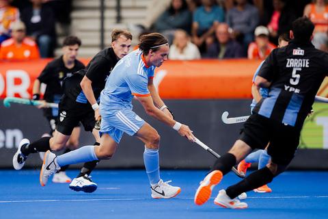 LIVE WK hockey | Duco Telgenkamp breidt voorsprong Oranje uit in lastig duel tegen angstgegner Argentinië