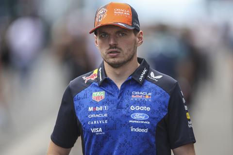 Max Verstappen geniet met volle teugen van Kelly Piquet en dochter Lily in aanloop naar laatste race op Zandvoort