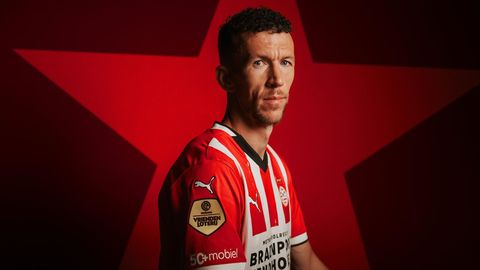 Transfervrije Ivan Perisic officieel naar PSV: 'Heb gewacht op een kans als deze'