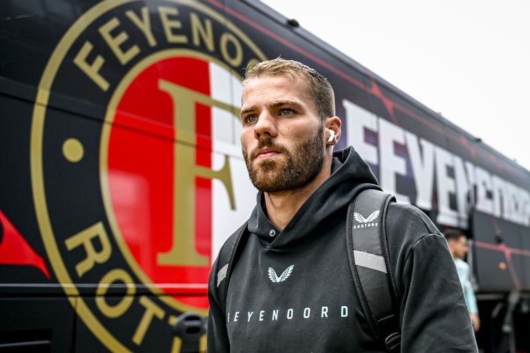 Feyenoord mist Bart Nieuwkoop tegen Bayer Leverkusen, andere verdediger wel aanwezig