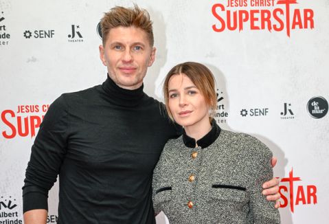 Ex-profvoetballer zag actrice op tv en besloot gedurfd mailtje te sturen: 'Veel liefde en emoties'