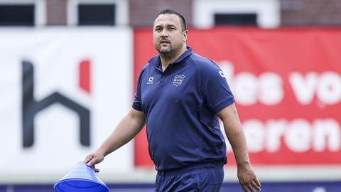 Veelbesproken Jhon van Beukering (42) hoort straf van KNVB na kaakslag