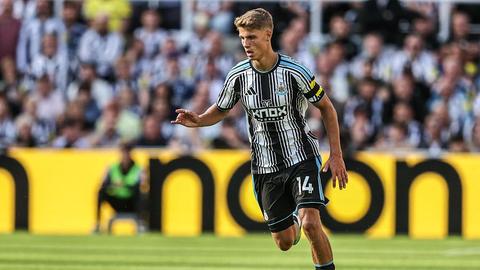 Bondscoach Michael Reiziger maakt selectie Jong Oranje bekend: mooi nieuws voor vertrokken Ajax-talent (18)