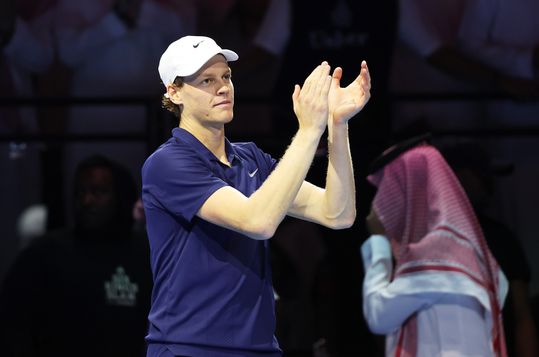 Kranzinnig prijzengeld Six Kings Slam: toptennisser Jannik Sinner kroont zich tot alleenheerser