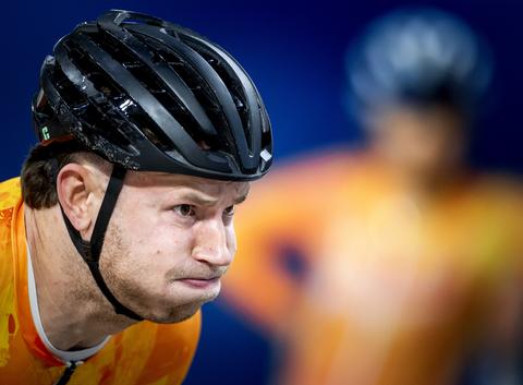 Harrie Lavreysen (29) kroont zich op WK met waanzinnige prestatie weer tot baankoning