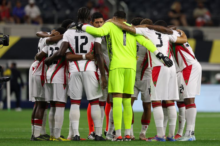 In Nederland blijft het licht aan voor Suriname en Curaçao: 'Als je daar niet voor opblijft...'