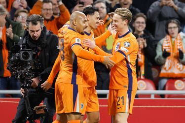 Johan Derksen ziet 'absolute vedette' bij Oranje: 'Hij heeft alles wat Frenkie de Jong niet heeft'