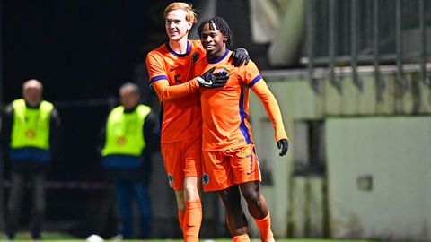 Nederland mag dromen van 'nieuwe Arjen Robben': Jong Oranje-talent (20) steelt de show