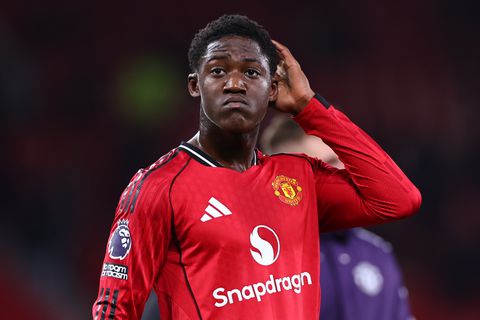 Voetballegende hekelt 'idioot' na merkwaardige actie tijdens duel Manchester United