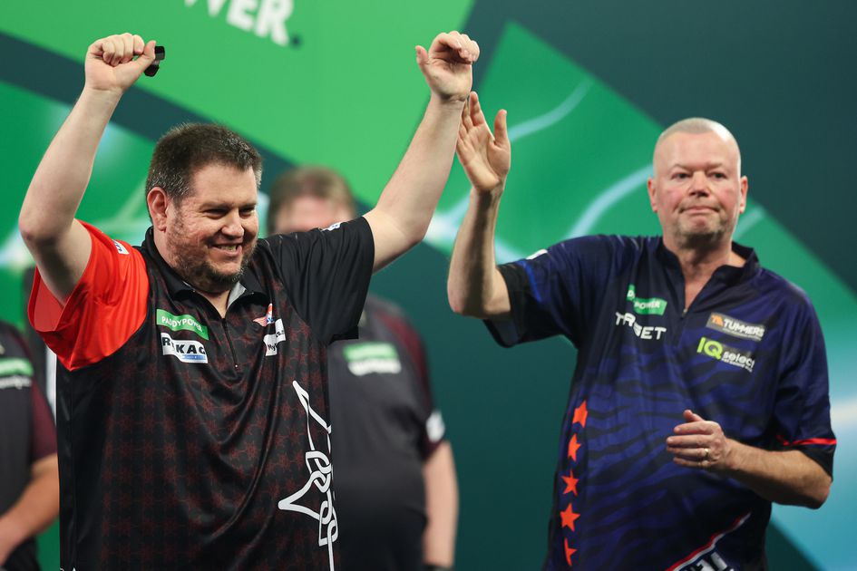 Winnende tegenstander onthult wat Raymond van Barneveld tegen hem zei op podium WK darts