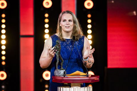 Sportvrouw van het Jaar brengt ouders op andere gedachten na mooie prijs: 'Denk dat het nu wel goed zit'
