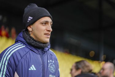 Einde seizoen voor Gaston Avila bij Ajax: negen tot twaalf maanden niet inzetbaar