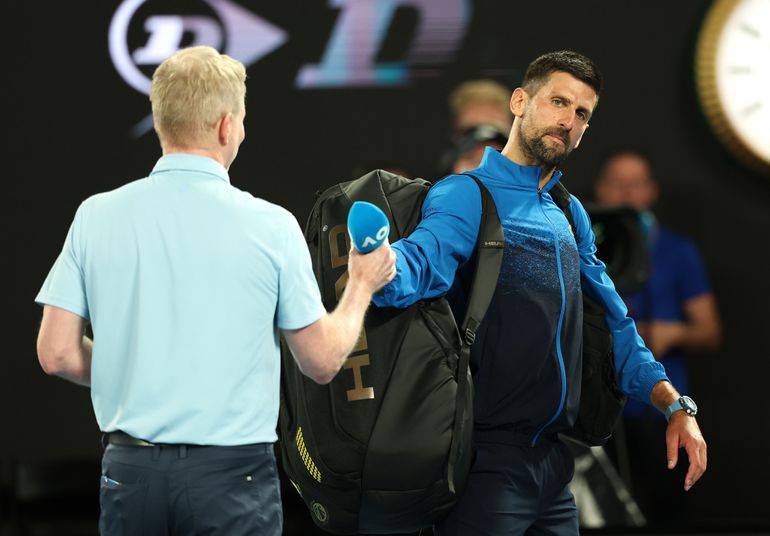 Novak Djokovic weigert interview te geven en loopt direct na partij weg: 'Zie jullie volgende ronde'