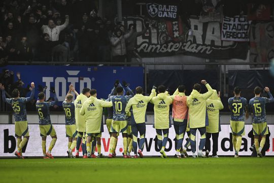 Ajax boekt, met 'vuur in de buik', nóg belangrijkere zege in de Eredivisie