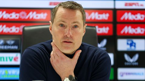 Feyenoord-zege verandert niets aan probleem voor Brian Priske: 'Ik ben niet zo emotioneel'