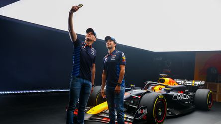 TV-gids: op deze zender volg je de testdagen van de Formule 1 (met Max Verstappen)