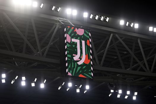 'Juventus wil Dean Huijsen-trucje herhalen: Twente-talent kan naar Italië en bezoekt trainingscomplex'