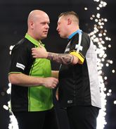 Michael van Gerwen moet in de Premier League Darts tegen Chris Dobey in Dublin. ©PDC