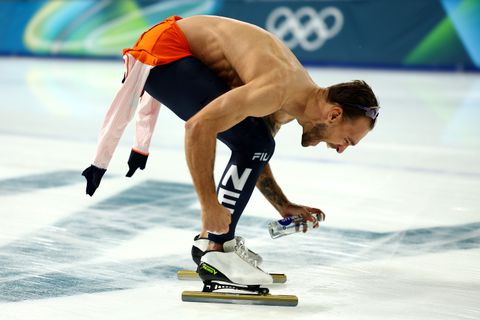 Kjeld Nuis (36) doet na bronzen plak bekentenis over zijn schaatstoekomst: 'Dat gaat nog wel door ja'