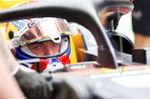 GP China | Max Verstappen komt er niet aan te pas in kletsnatte sprintkwalificatie, chaos in Shanghai