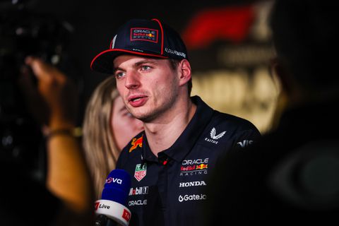 Waanzinnige Max Verstappen verklapt verschil bij onverwachte pole: 'Dat kwam goed uit'