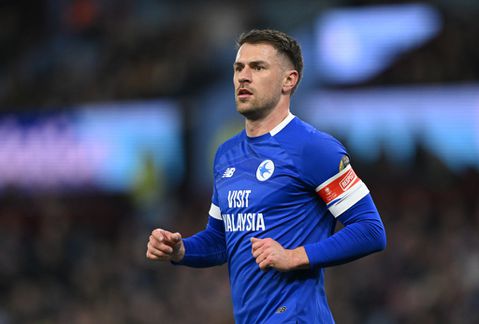 Geblesseerde aanvoerder moet plots als trainer Engelse profclub uit degradatiestress trekken