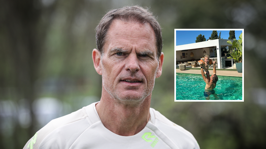 Voetbalicoon Frank de Boer (55) geniet volop van kleinkinderen: 'Opa, ik hou van je'
