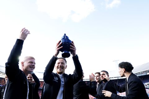 Bekerfinale kent bijzondere primeur: voor het eerst ter wereld speciale trofee uitgereikt