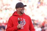 Jürgen Klopp verrast Liverpool-publiek met liedje over opvolger: 'Arne Slot, jalalala!'