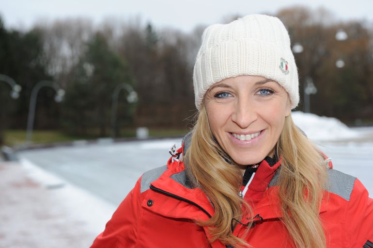 Ongeduldig schaatsicoon Anni Friesinger (48) deelt vol trots bijzondere foto: ‘We kunnen niet wachten'