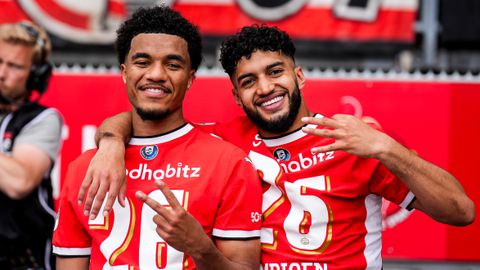 Veelbesproken PSV'er doet bekenning op de platte kar: 'Ik was vijf minuten te laat'