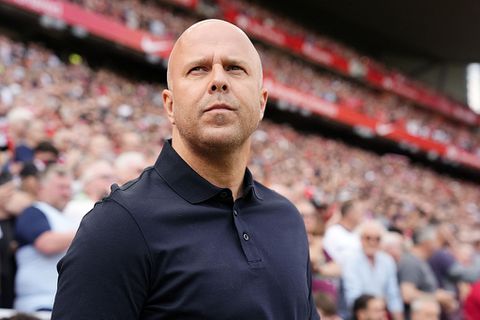 'Arne Slot dicht bij tweede zomeraanwinst: oud-Eredivisie-speler op weg naar Liverpool'
