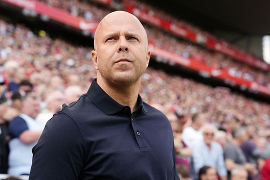 'Arne Slot dicht bij tweede zomeraanwinst: oud-Eredivisie-speler op weg naar Liverpool'