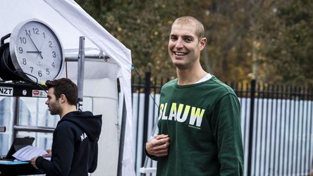 Zwemkampioen Maarten van der Weijden deelt foto's met nieuwe liefde: 'Knap stel!'
