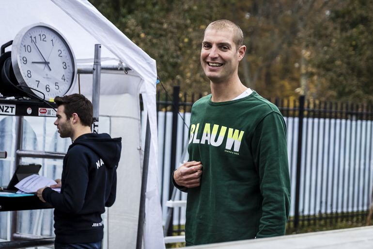 Zwemkampioen Maarten van der Weijden deelt foto's met nieuwe liefde: 'Knap stel!'