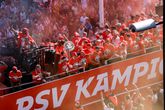 'Meest onverwachte feestje' zorgt voor kippenvel bij PSV-kampioen Luuk de Jong: 'Geloof me...'