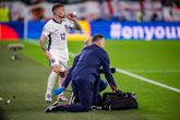 Kieran Trippier kreeg een heel goor drankje na zijn krampaanval op het EK met Engeland. ©Getty Images