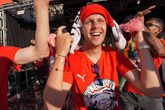 Joey Veerman geniet met vriendin Chantalle Schilder én piepjonge baby van zonvakantie