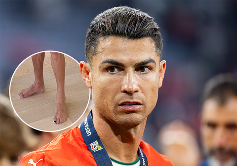 Topvoetballer Cristiano Ronaldo valt op met gelakte nagels en dat heeft een bijzondere reden