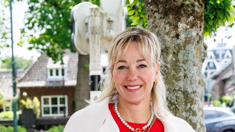 Schaatsicoon Marianne Timmer (51) krijgt complimenten als model: 'Blijf koel maar zie er hot uit'