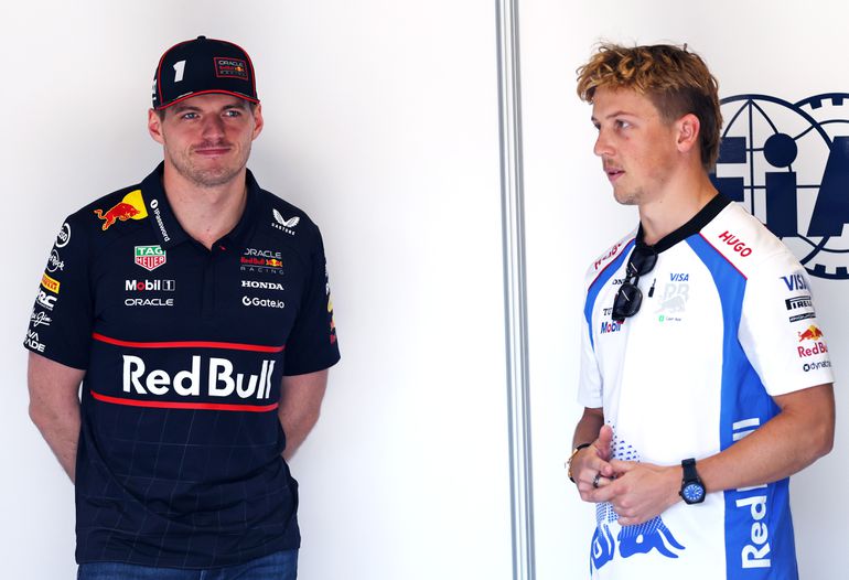 Max Verstappen ziet oud-ploeggenoot Red Bull hard uithalen
