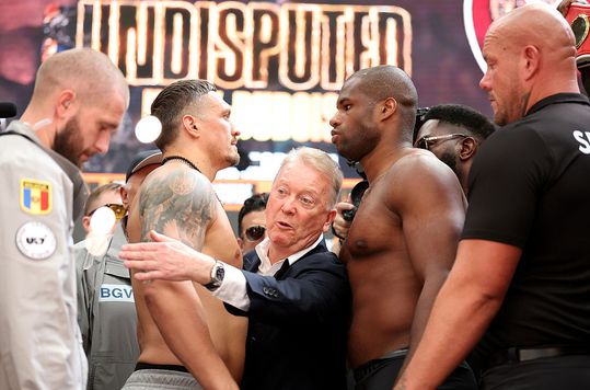 Dit enorme bedrag verdient topbokser Oleksandr Usyk met zijn zege op Daniel Dubois