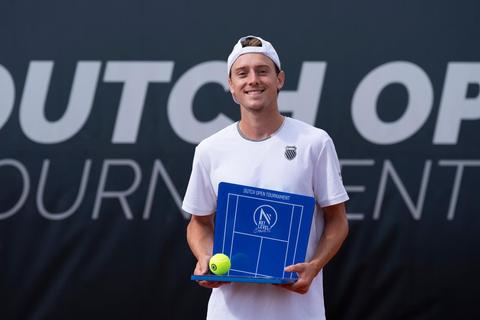 Nederlandse tennisser (24) volgt Tallon Griekspoor na vier jaar eindelijk op: 'Dit had ik echt nodig'