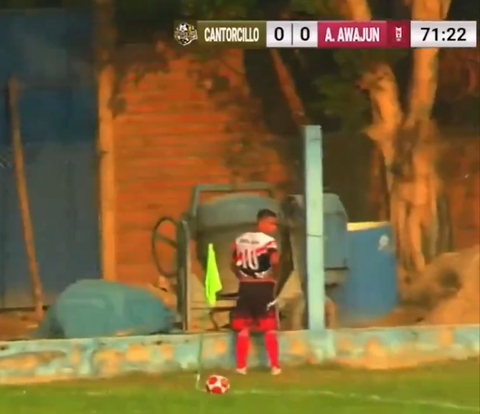 Voetballer wordt flink gestraft voor smakeloze actie tijdens blessurebehandeling